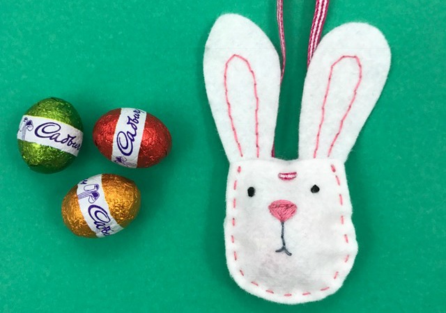  bunny pouch necklace and easter eggs